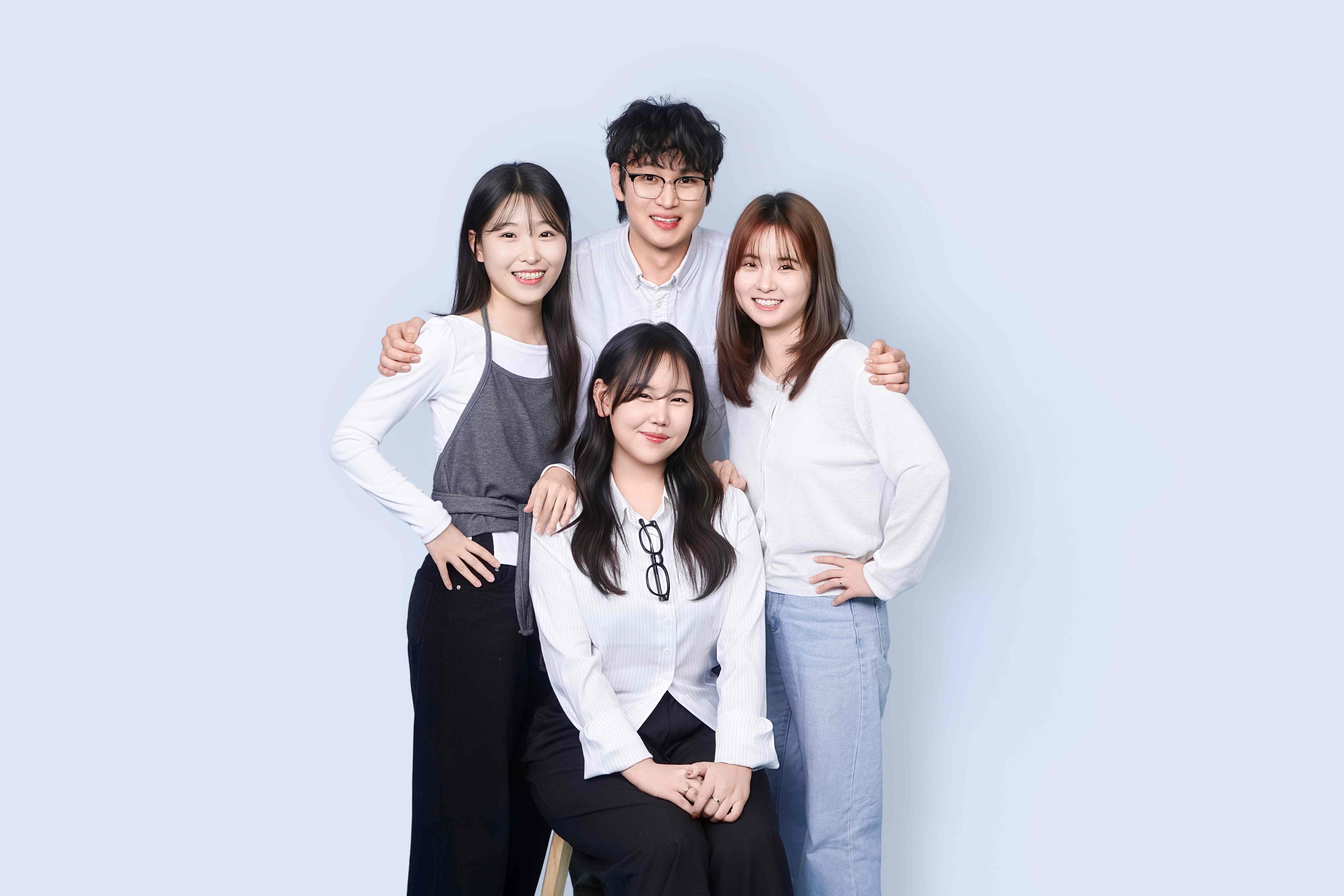 Y퓨처리스트 가로단체샷