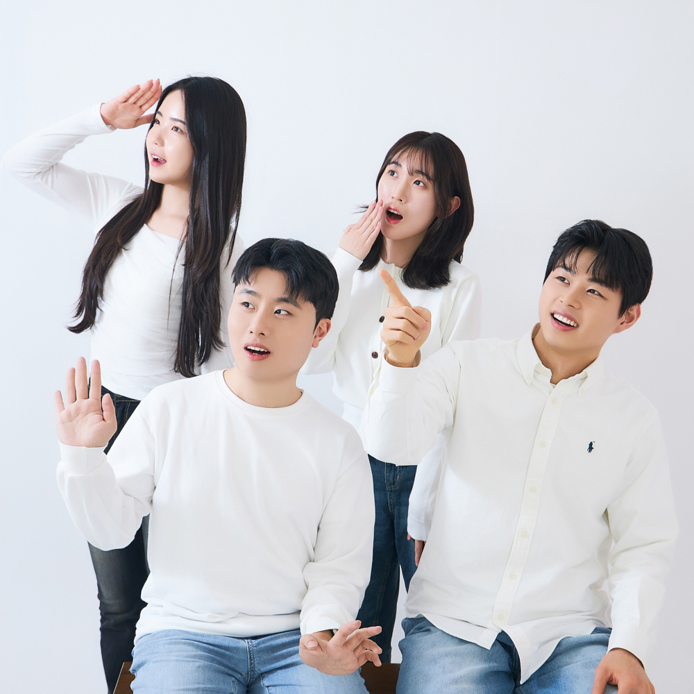 Y퓨처리스트 세로단체샷